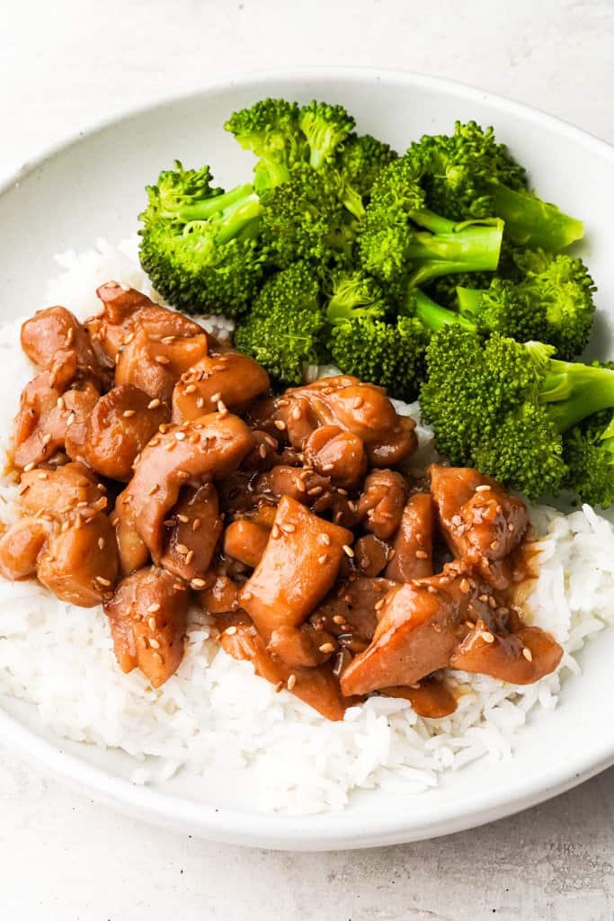 tìm nơi thu mua gà đá ở sg tìm nơi thu mua gà đá ở sg